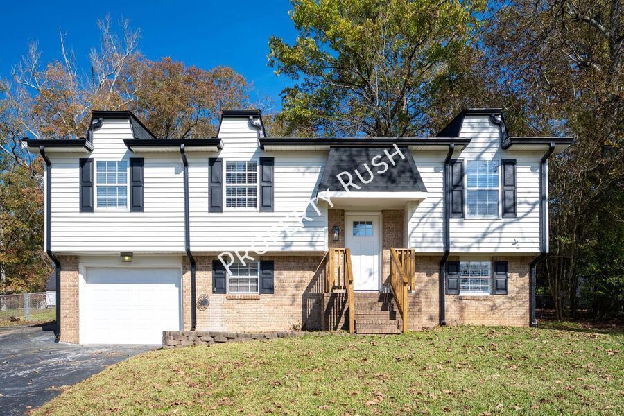 1075 Carol Jean Trail – photo 1 of 31