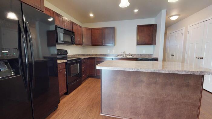 4021 29Th Street Southeast – photo 1 of 70