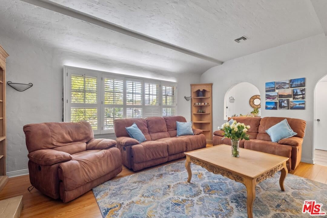 471 S Clark Dr – photo 1