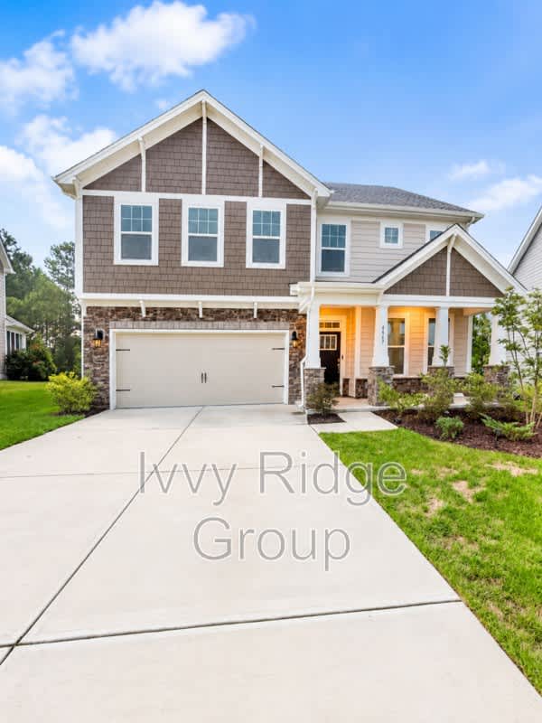 4867 Tacoma Drive – photo 1 of 14