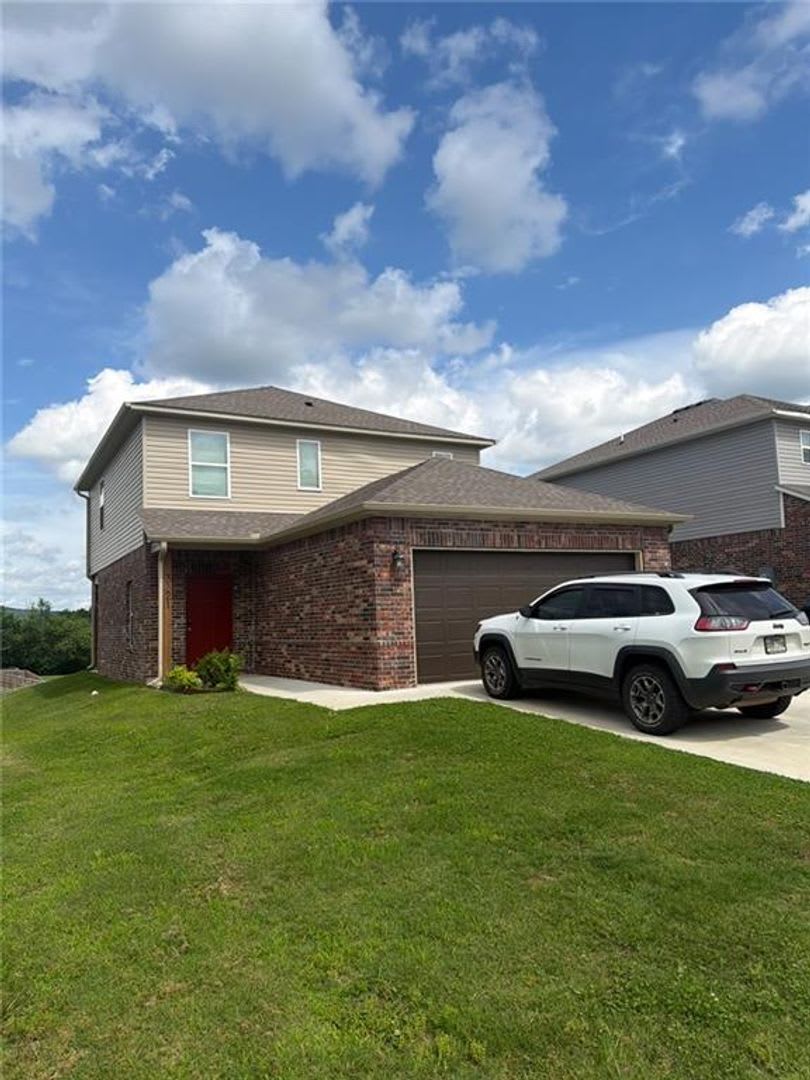 Nice Home In Farmington – photo 1 of 35