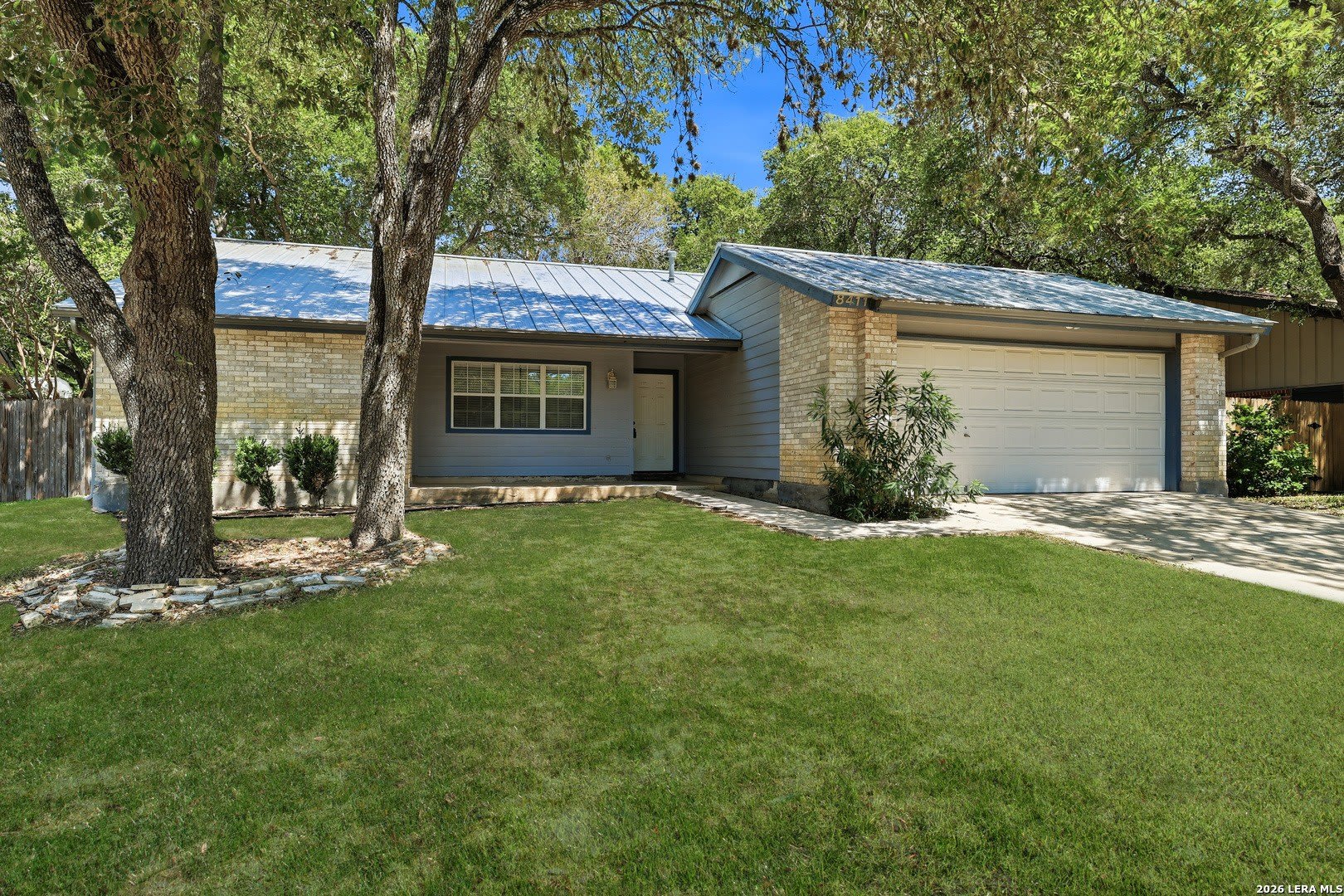 8411 Aristotle – photo 1