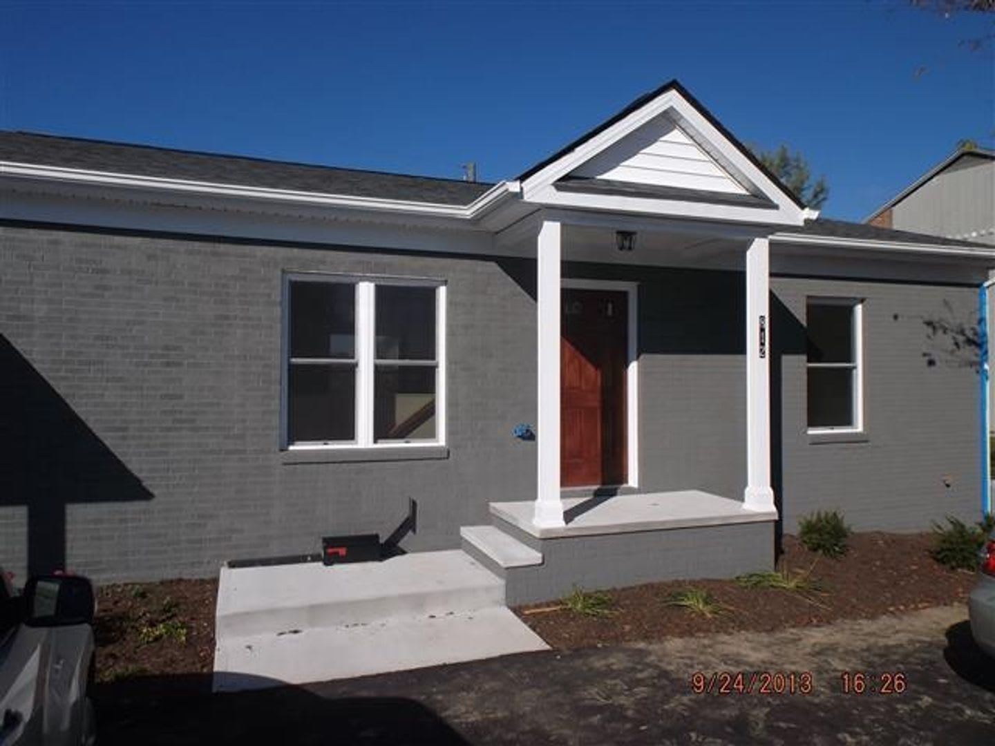 4 Bedroom, 4.5 Bath Duplex – photo 1