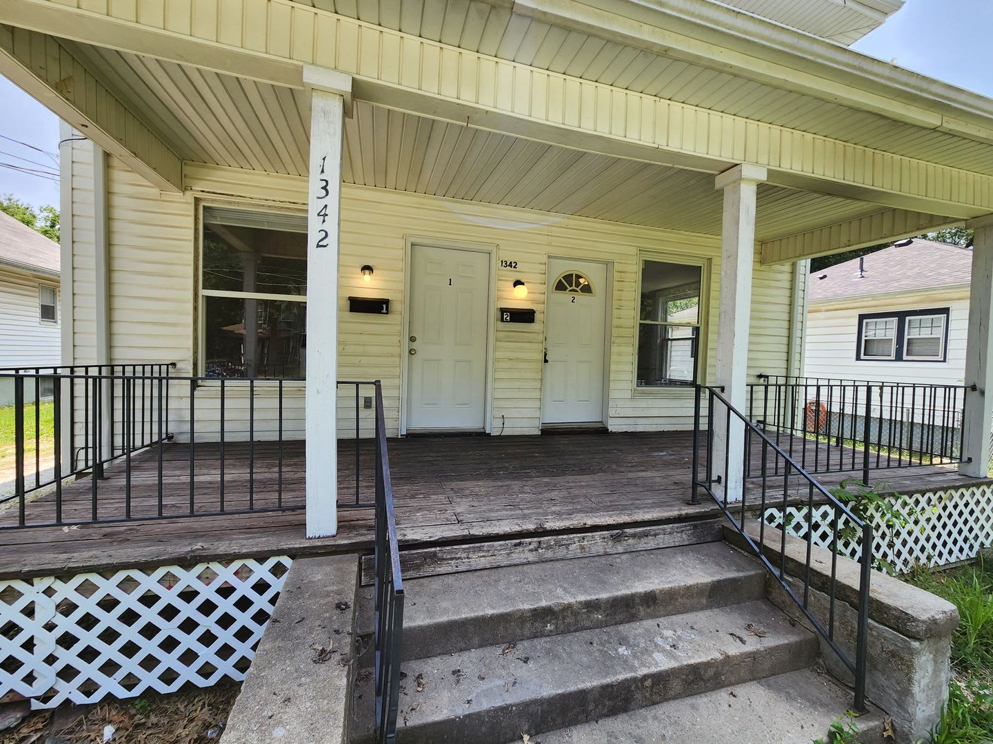 Spacious 3-Bedroom, 1-Bathroom Home AVAILABLE NOW!! – photo 1