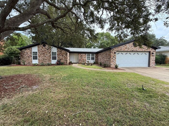 420 Dolphin Street – photo 1 of 31