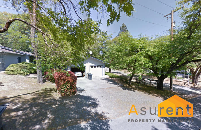 1102 Northwest E Street – photo 1 of 18