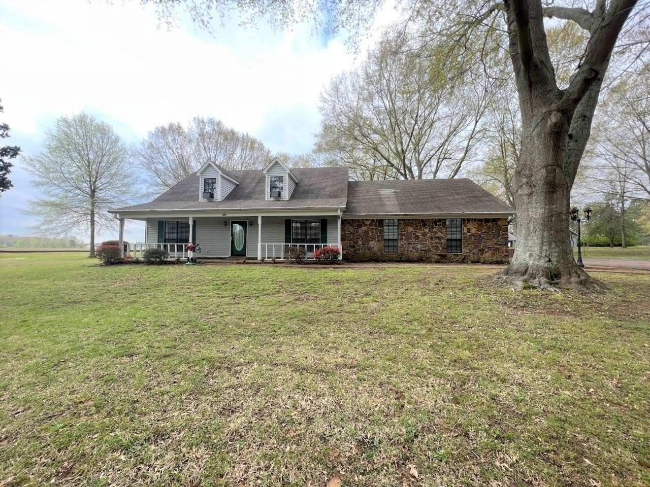 11485 SYCAMORE FARMS Rd – photo 1