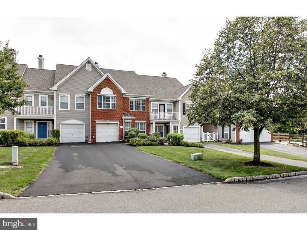 406 PEBBLE CREEK COURT – photo 1