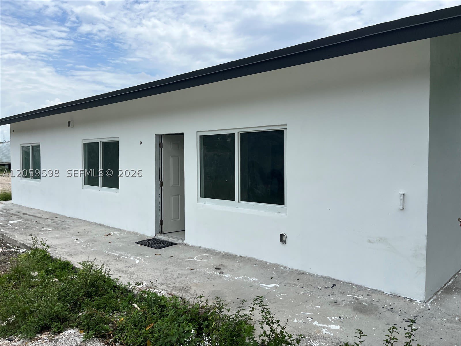 15430 Sw 194Th Ave – photo 1