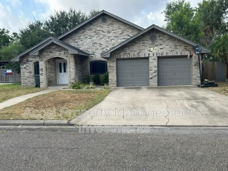 214 W 17th St – photo 1 of 22