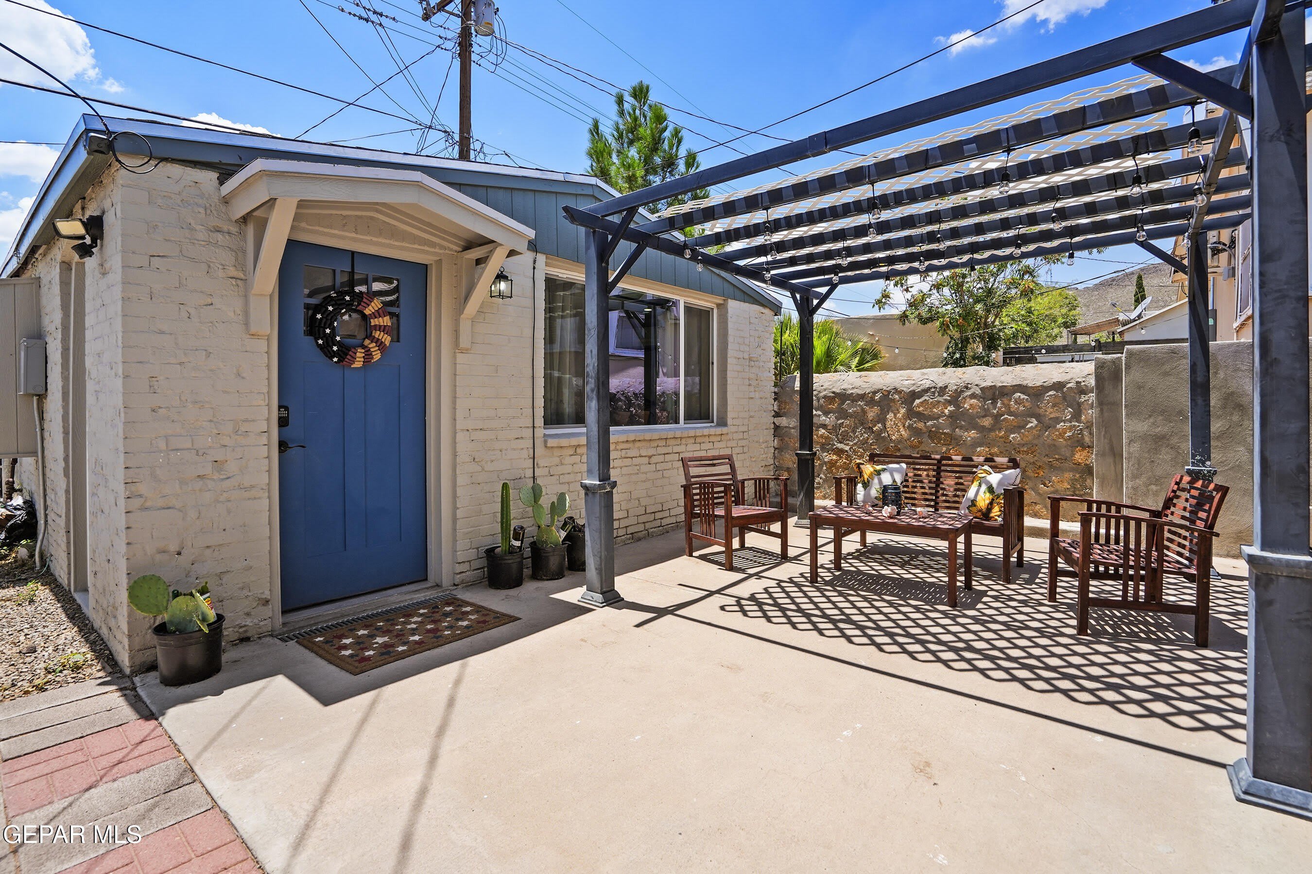 2718 SILVER Avenue – photo 1