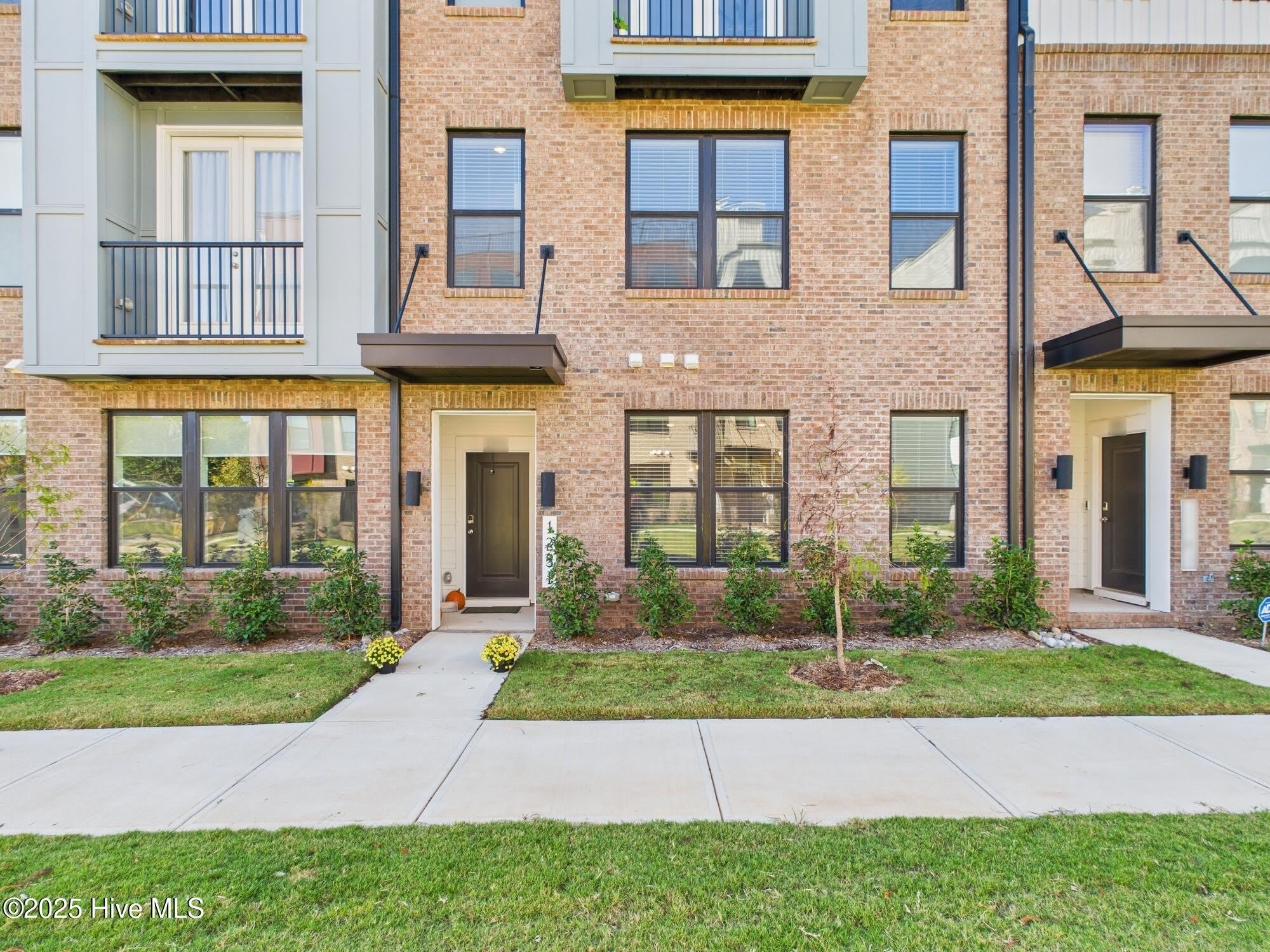 1251 Shaw View Alley – photo 1