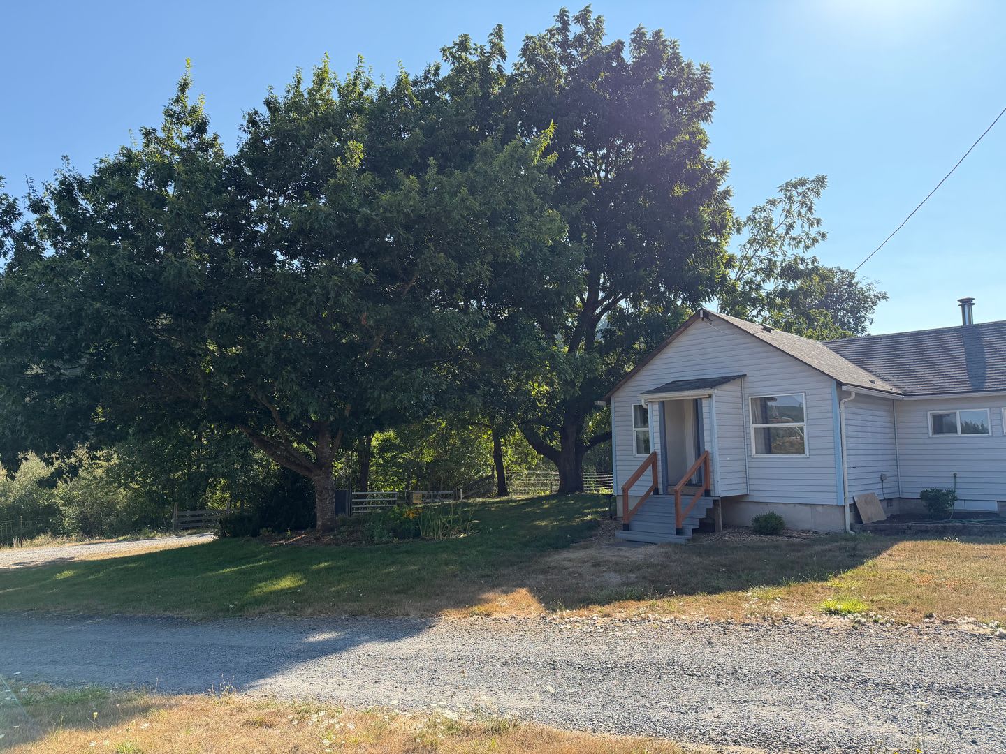 1-bed 1-bath Rural House – photo 1 of 17