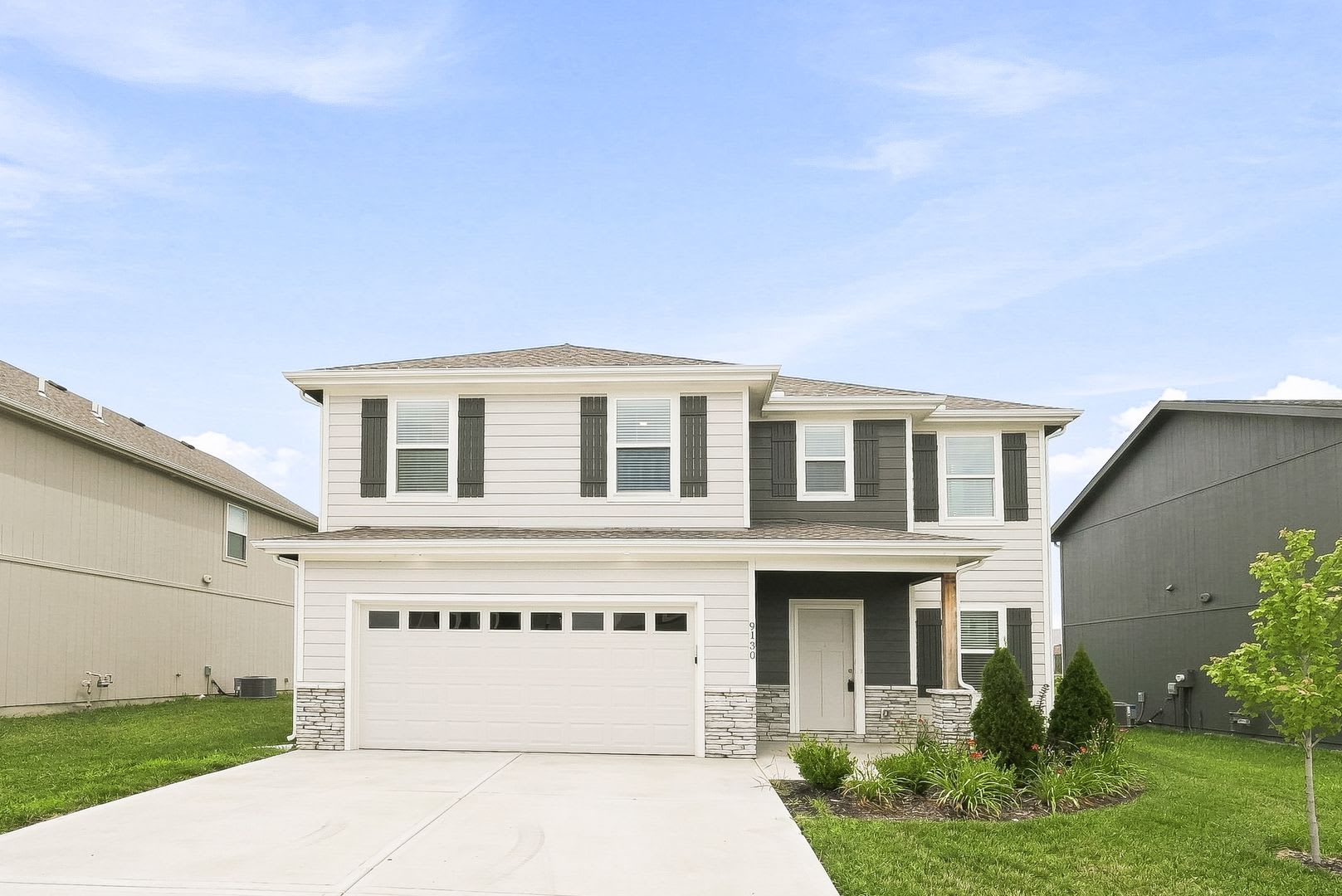 4 Bedroom In Blue Springs Mo – photo 1 of 189