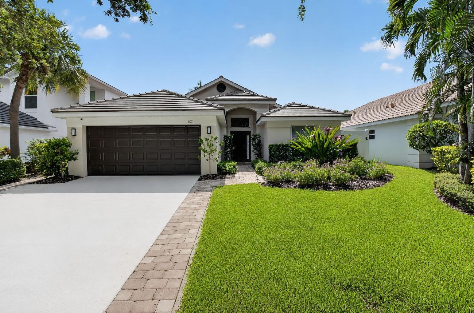 621 ANCHOR Point – photo 1