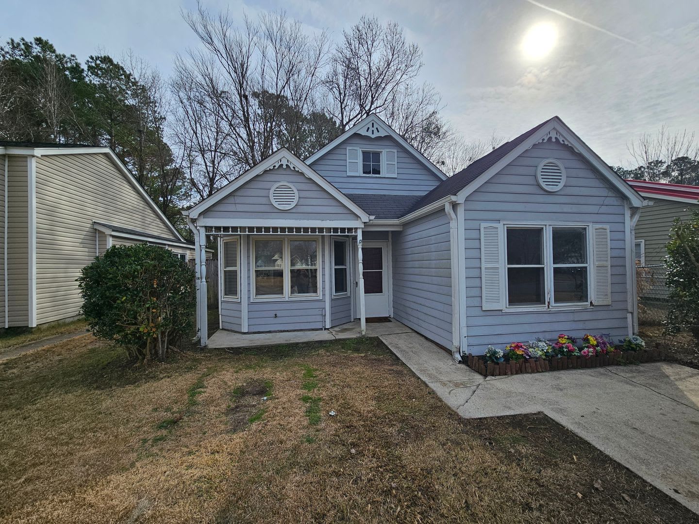 Charming 3 bedroom 2 bathroom Home In Aragona Village! – photo 1 of 16