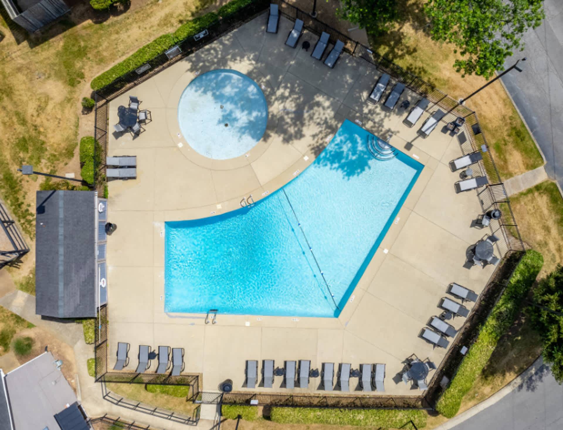 Brentwood Hills Luxury Townhouses – photo 1