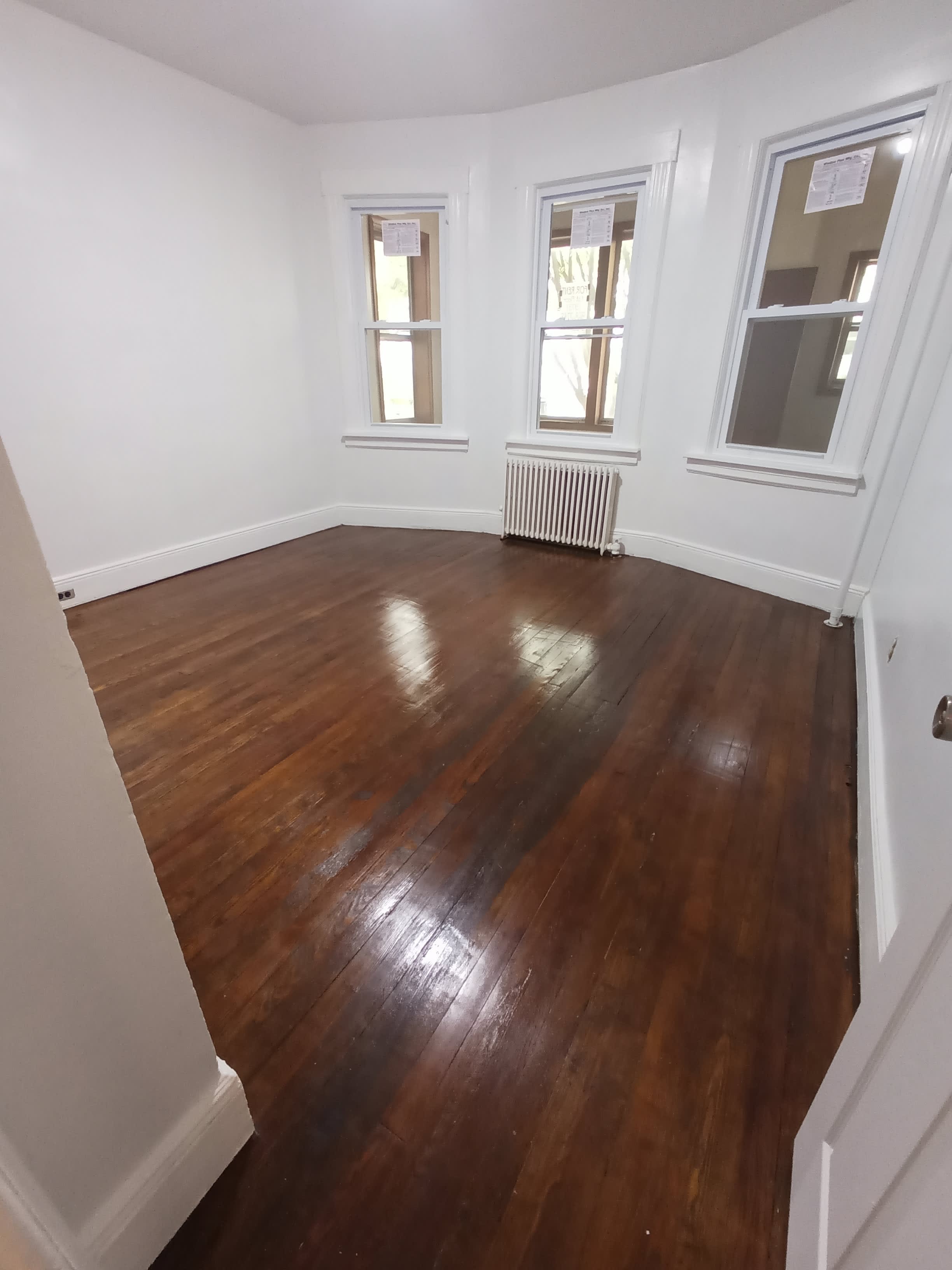 26 Caroline Avenue – photo 1