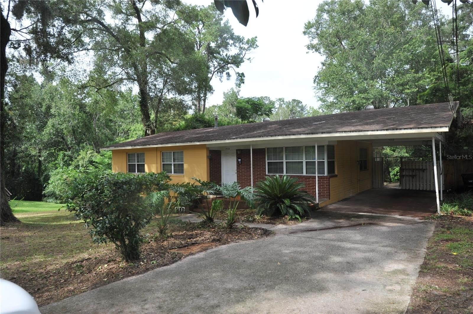 1410 NW 7TH Road – photo 1