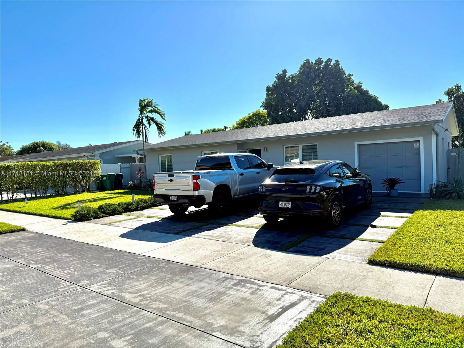 11120 Southwest 154th Street – photo 1 of 22