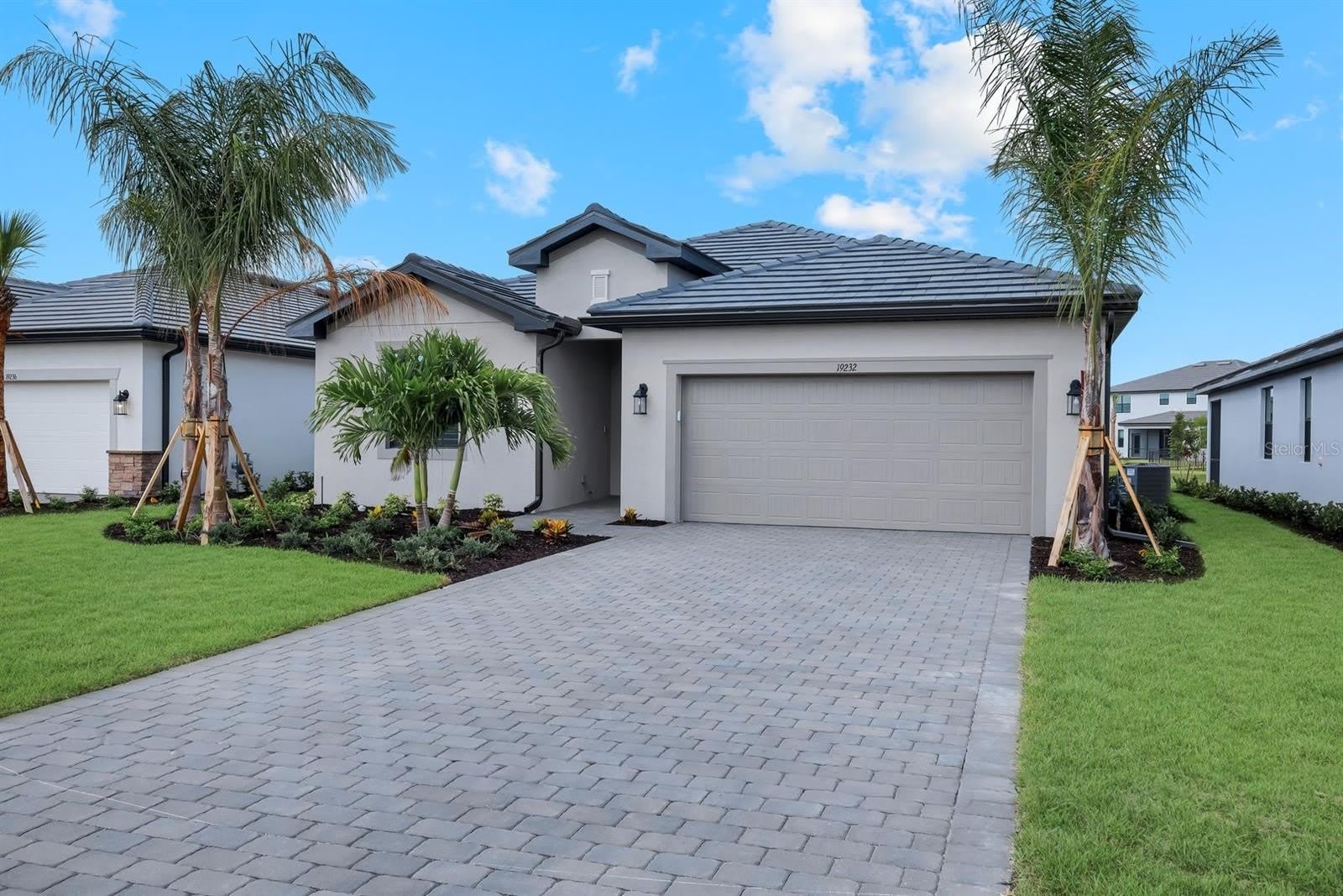 19232 Gentry Place – photo 1