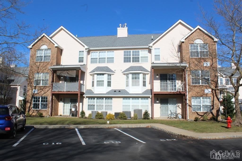 306 Plymouth Road – photo 1 of 62