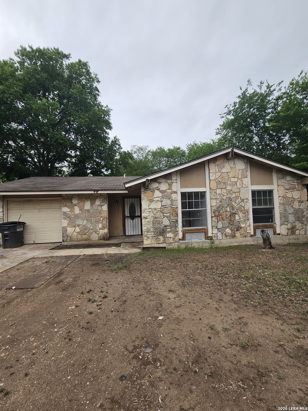 8635 PAINTED TEEPEE ST – photo 1