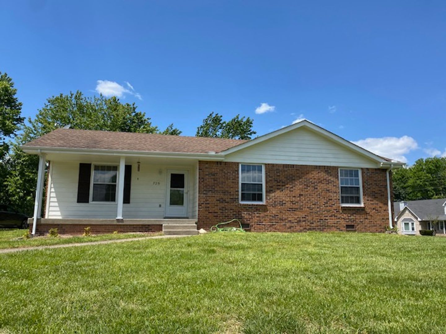 725 Overton Drive – photo 1