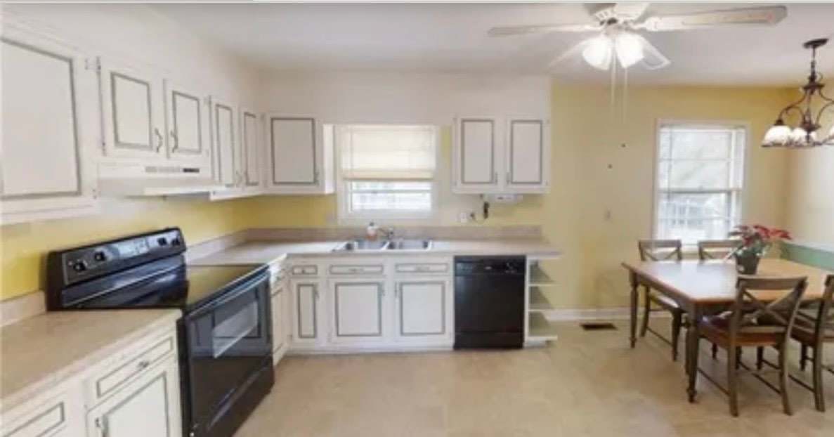 606 Garner Street – photo 1 of 6