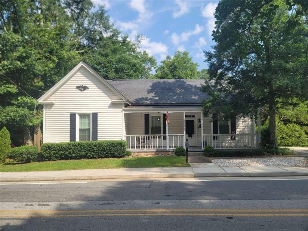 5246 W Mountain Street – photo 1 of 17