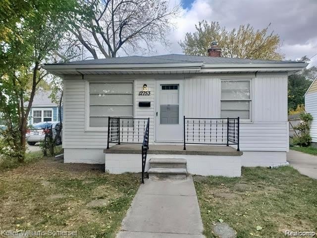 12753 Georgiana Avenue – photo 1
