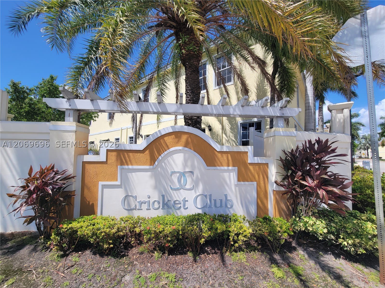 1107 Nw 40Th Ter – photo 1