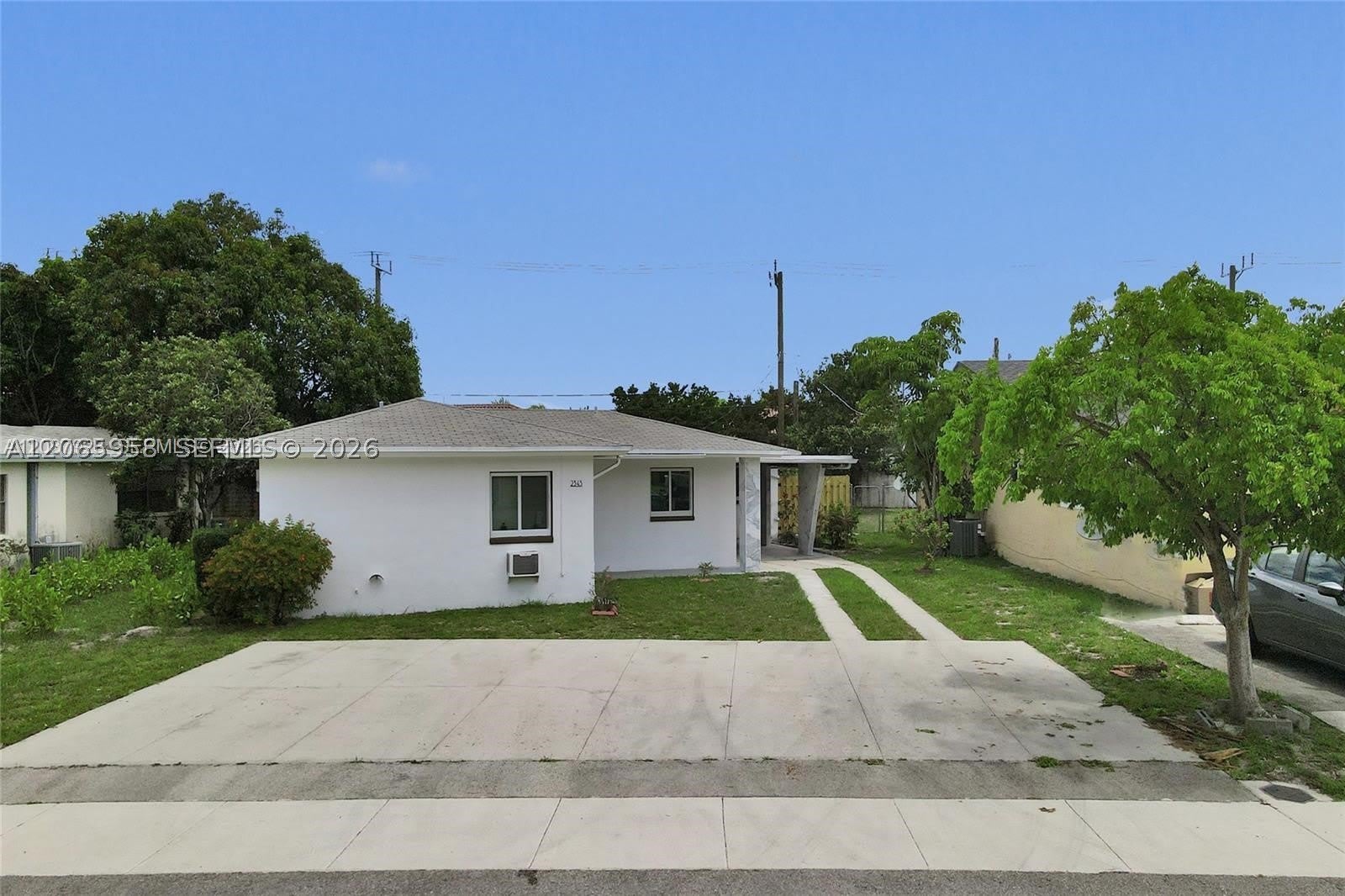 2343 NW 28th St – photo 1