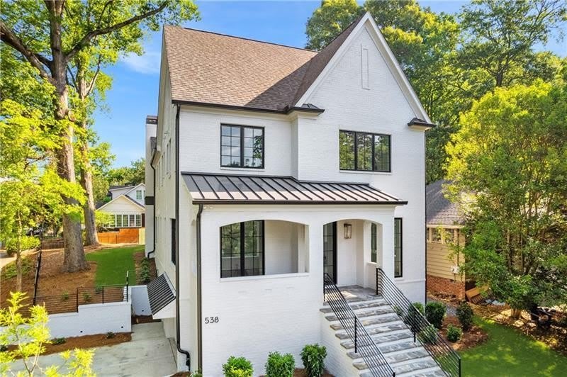 538 Park Drive NE – photo 1