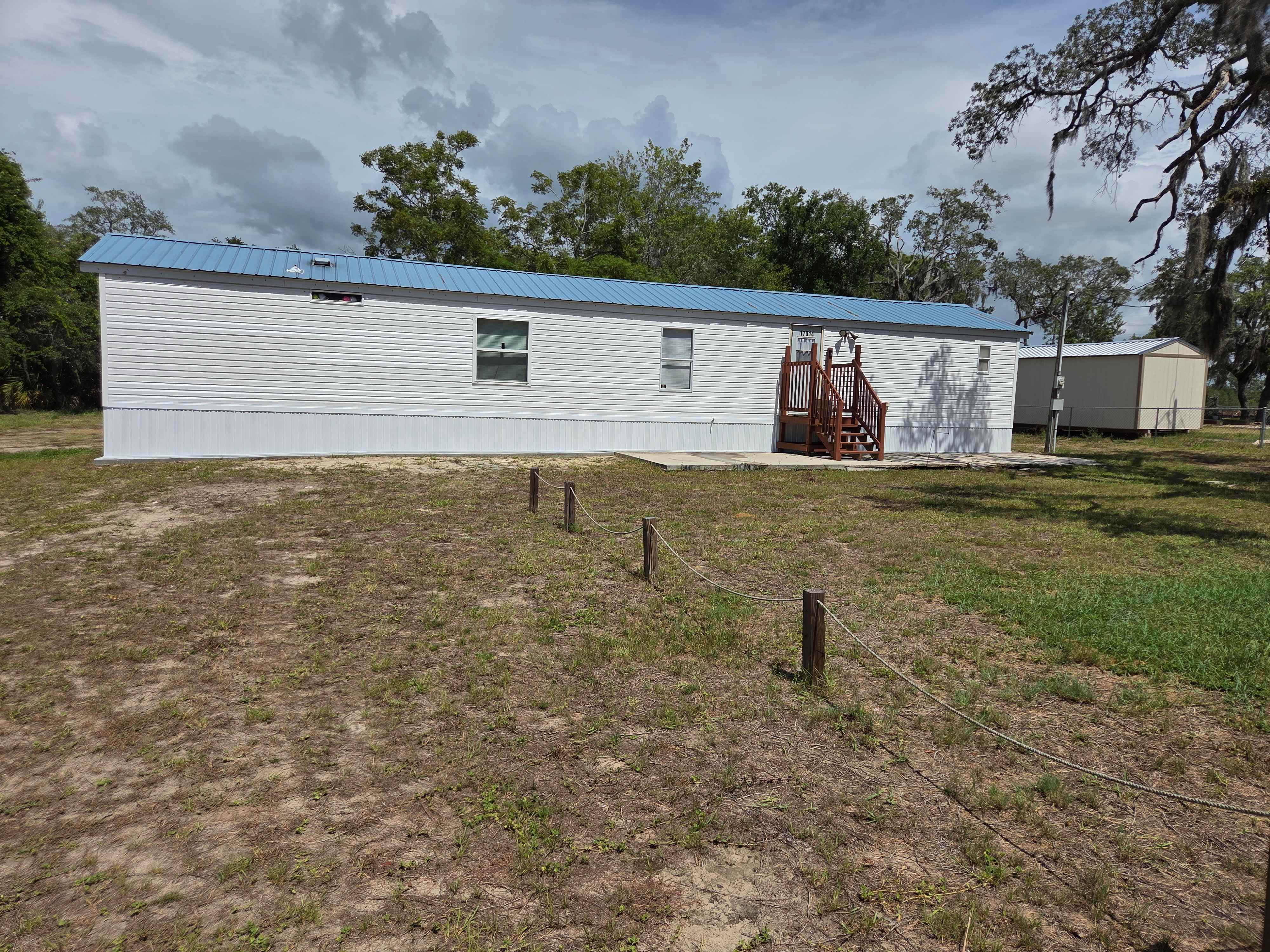 17014 Meridian Blvd – photo 1