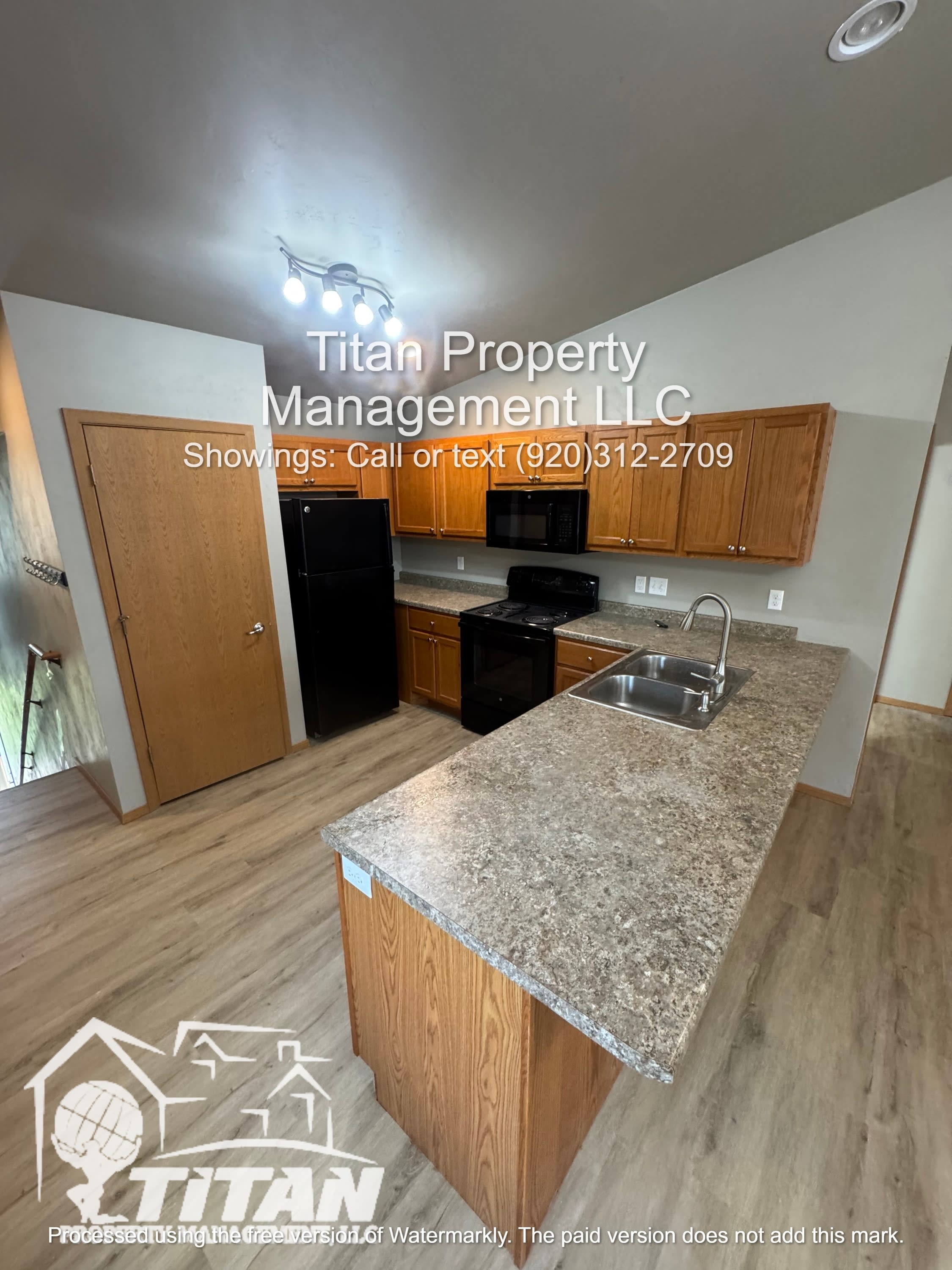 1301 W Beau Ryan Ct, Unit 484 – photo 1 of 9