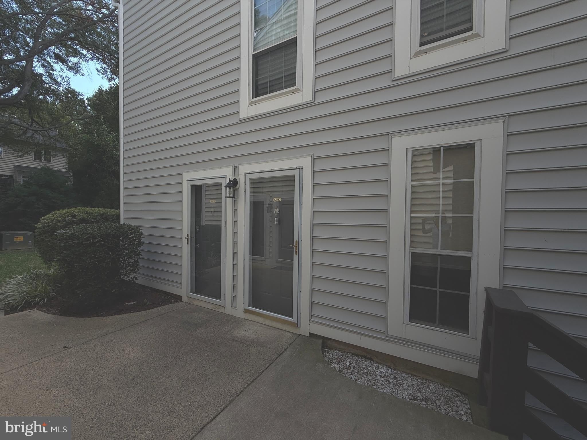 10050 Oakton Terrace Road – photo 1 of 28
