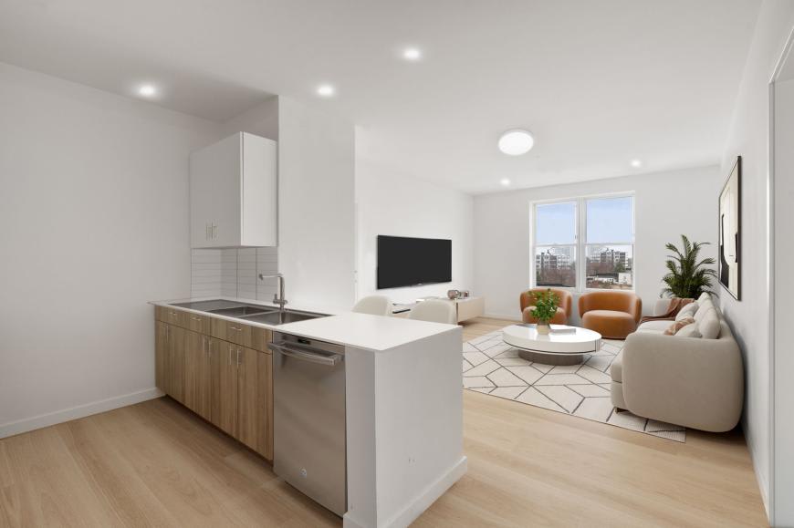40 Centre St – photo 1