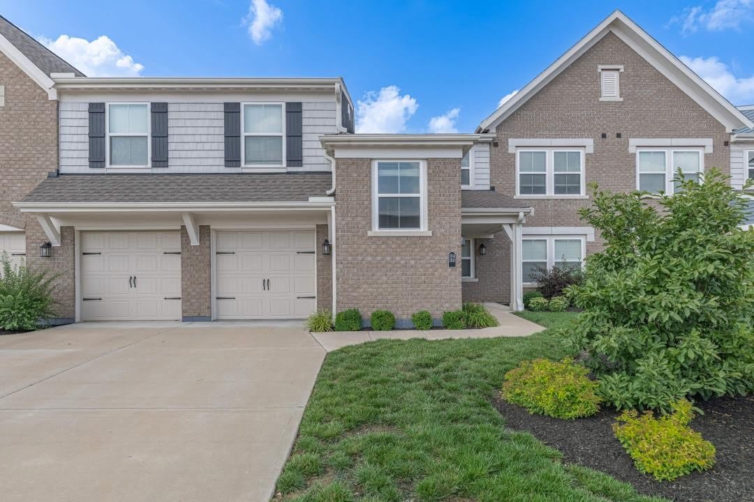 184 Old Pond Road – photo 1 of 22