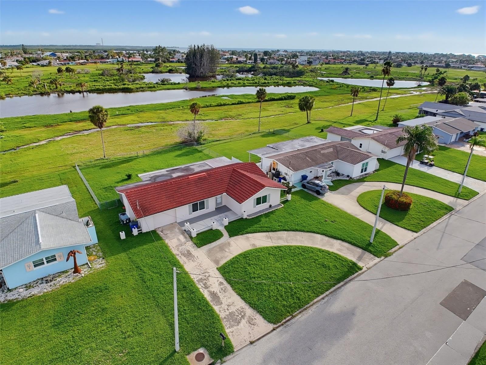 4044 HEADSAIL Drive – photo 1