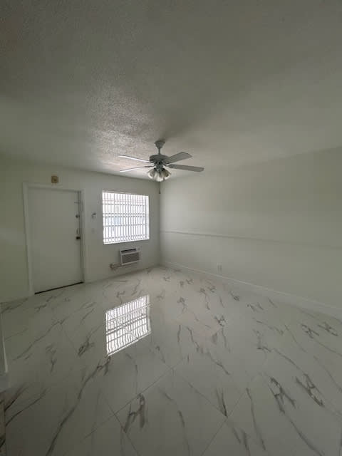 1950 Sw 69th Ave – photo 1