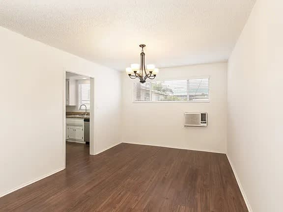 Essex House – photo 1
