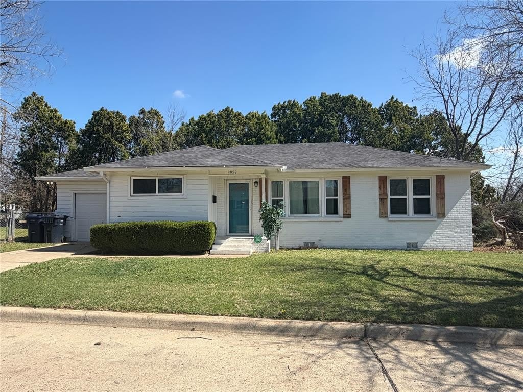 3929 NW 32nd Street – photo 1 of 34