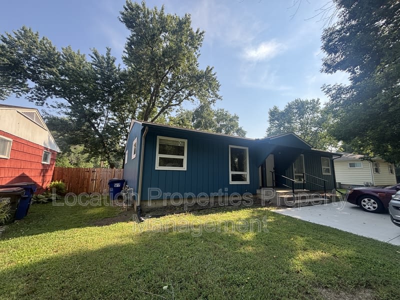 1515 West 3rd Street – photo 1 of 11