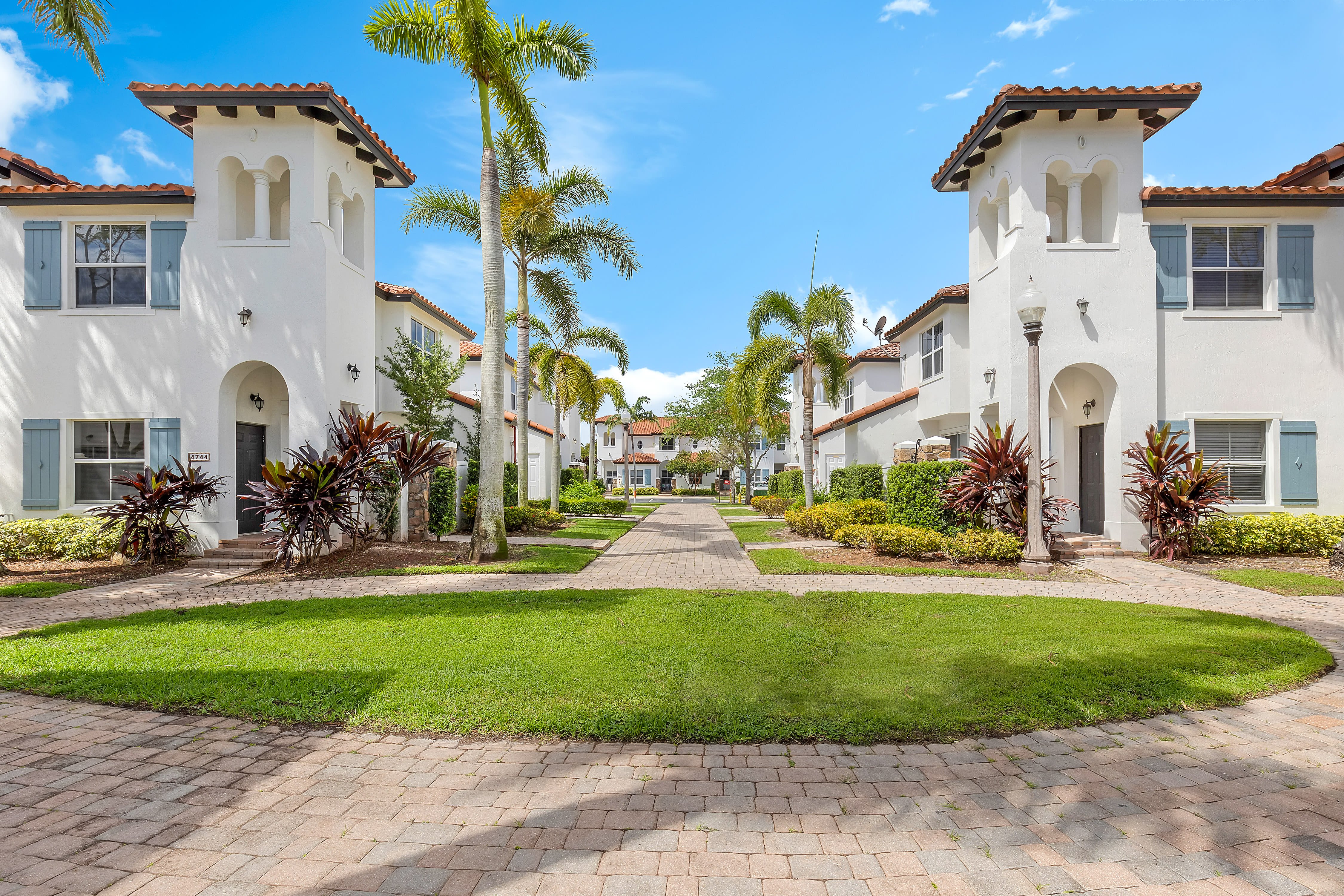 The Isles – photo 1