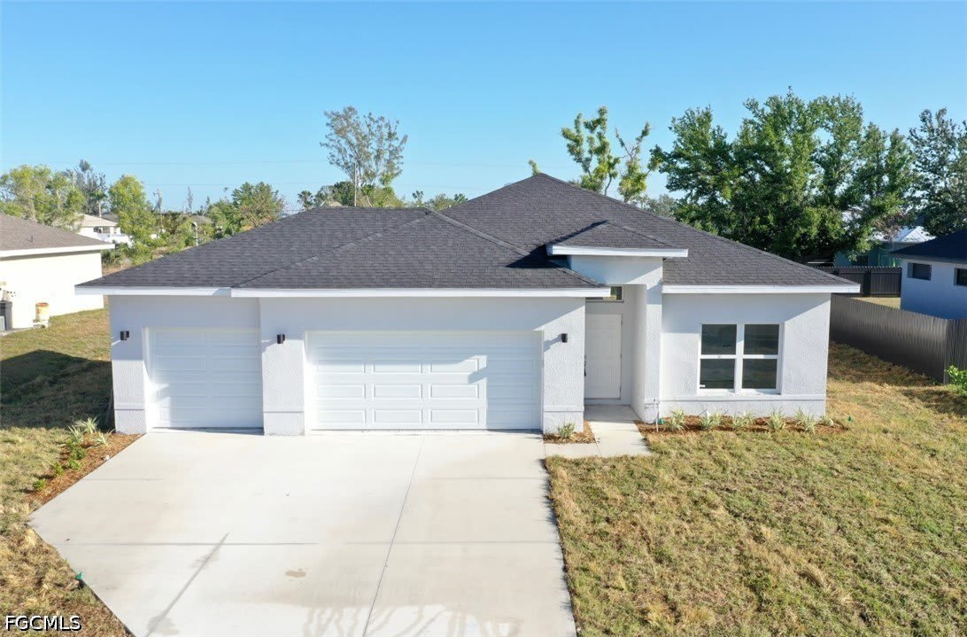 820 NE 7th Place – photo 1 of 27