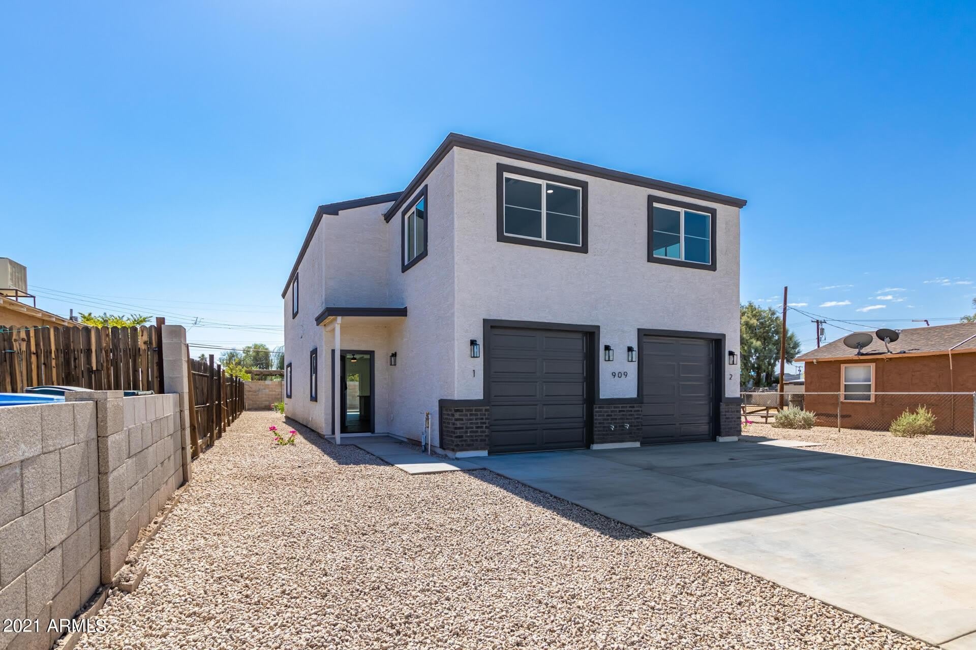917 S 5th Avenue – photo 1