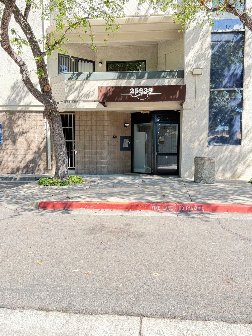 25938 Kay Ave. Apt #112 – photo 1