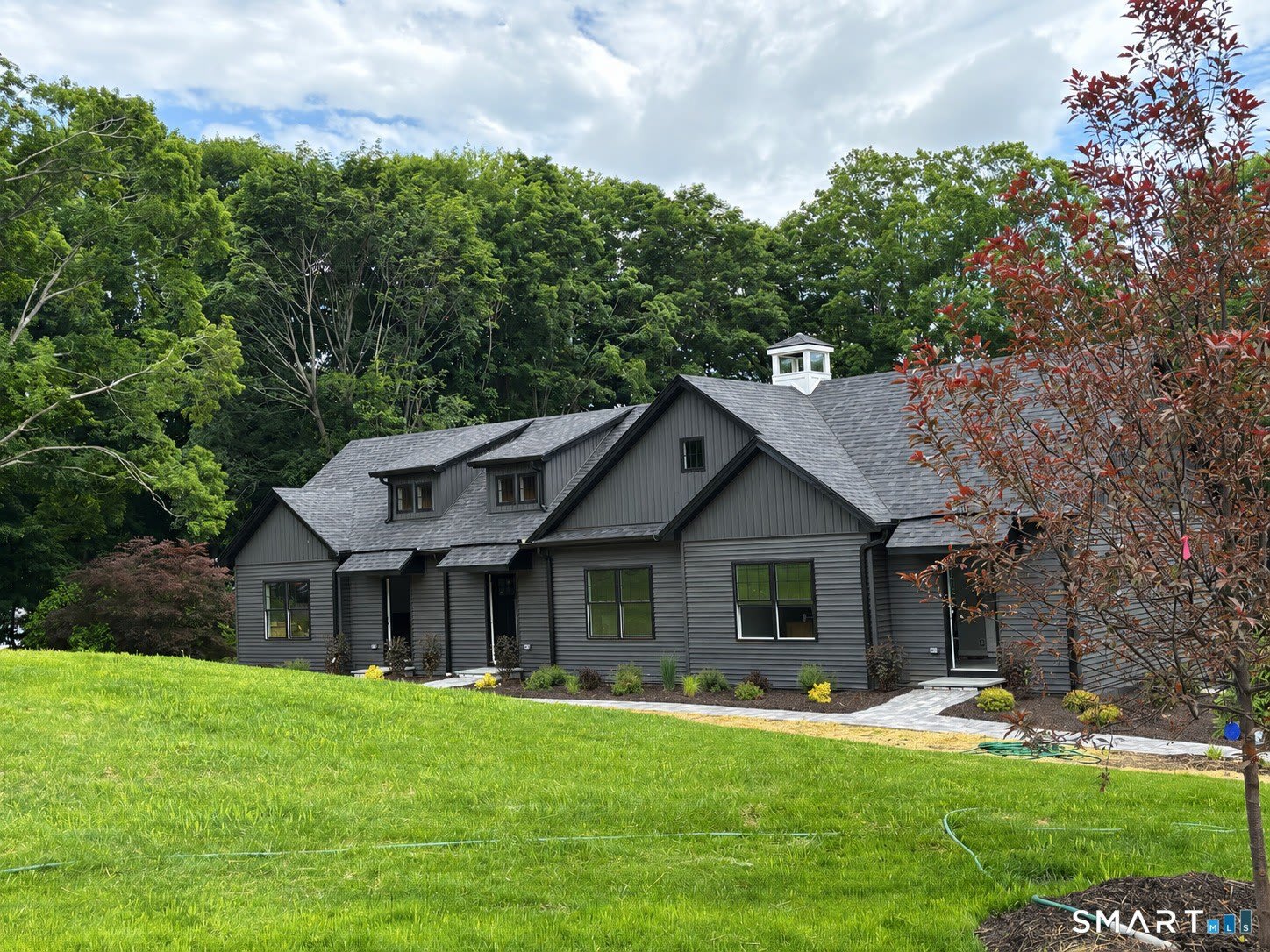 9 Putnam Park Road – photo 1 of 16
