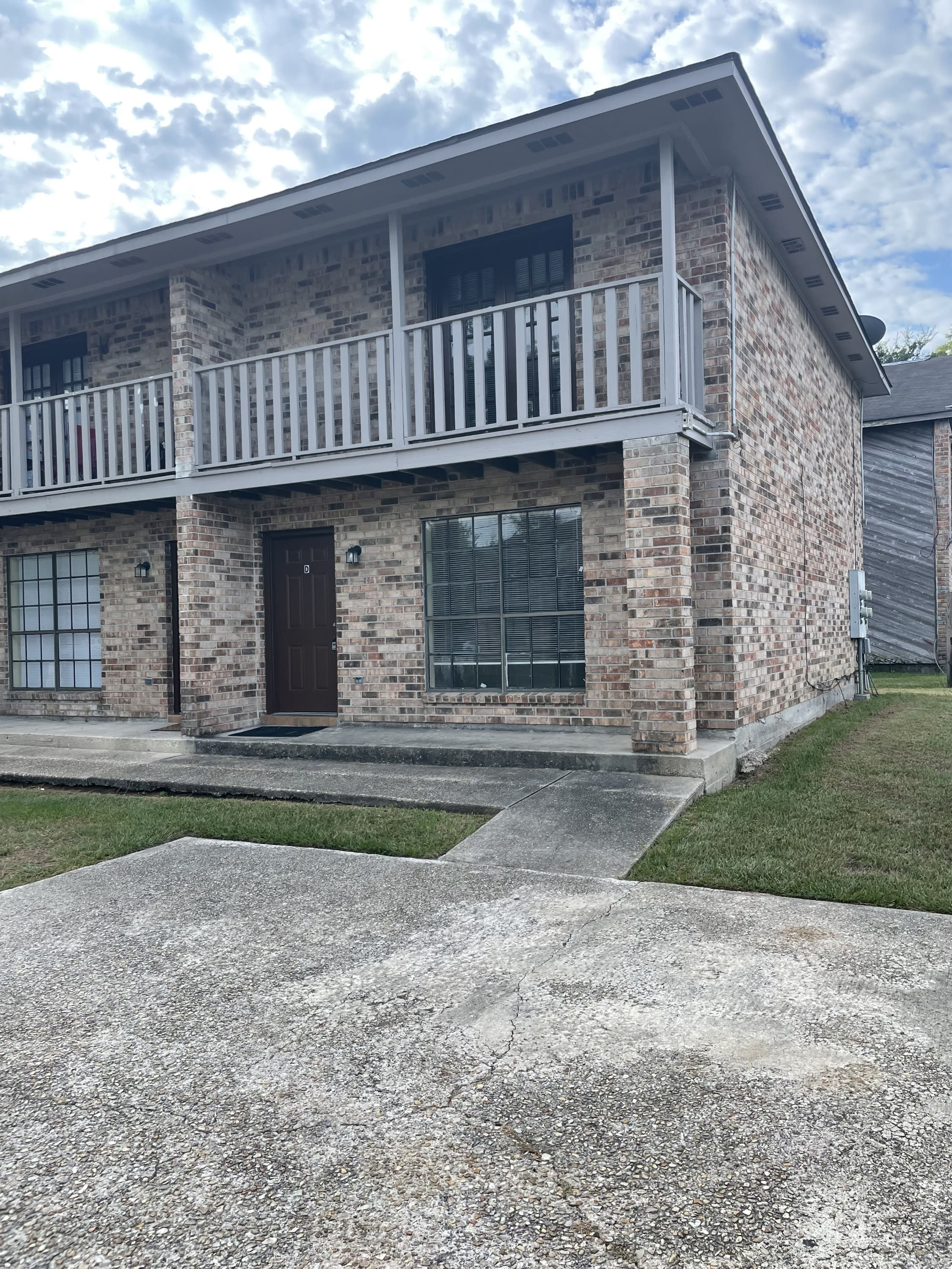 1643 Cedar Lake Drive C – photo 1